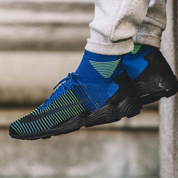 nike zoom air mercurial xi flyknit